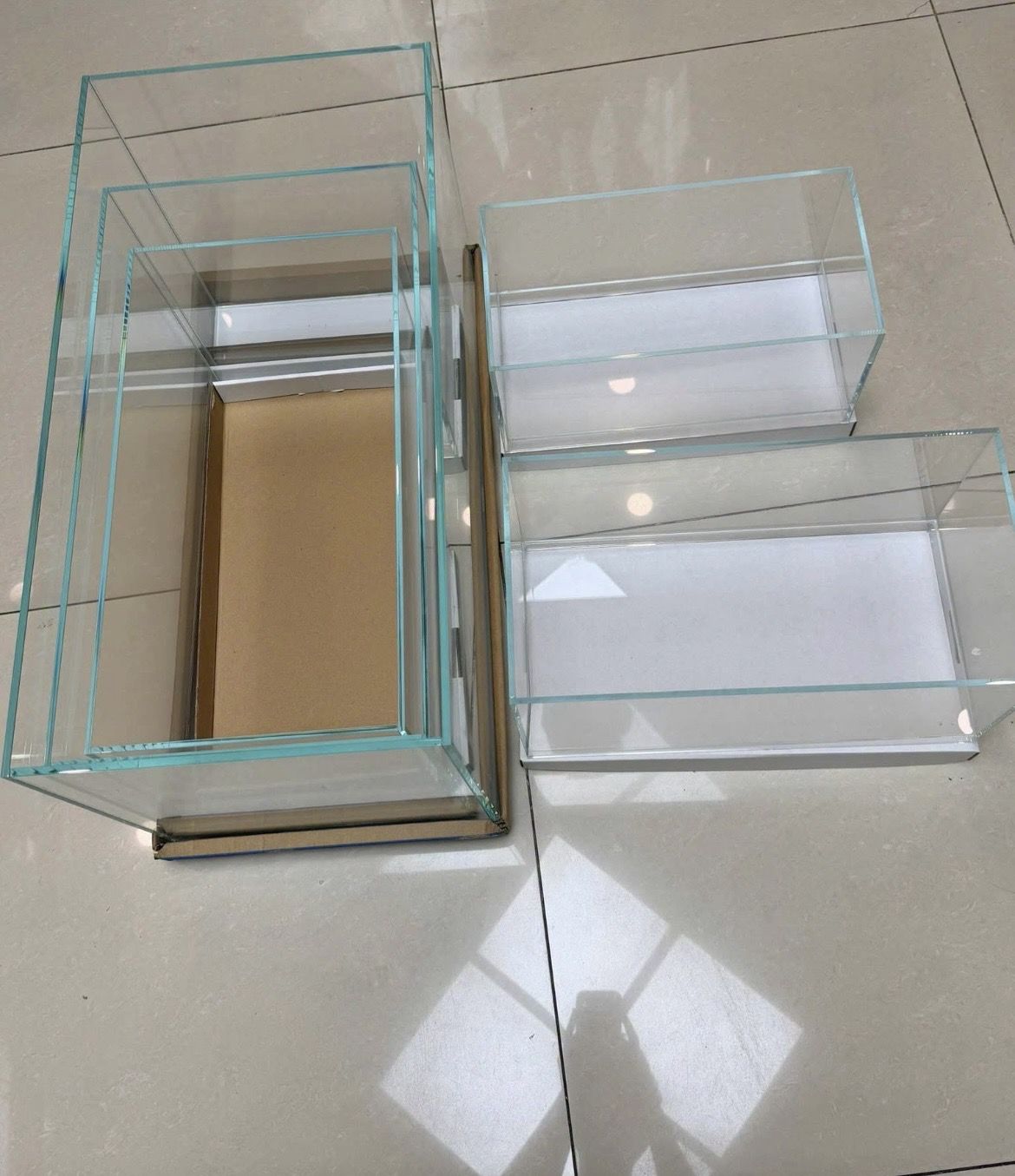 Hồ Cá Cảnh Siêu Trong Nhập Khẩu Trung Quốc – Nhiều Kích Thước